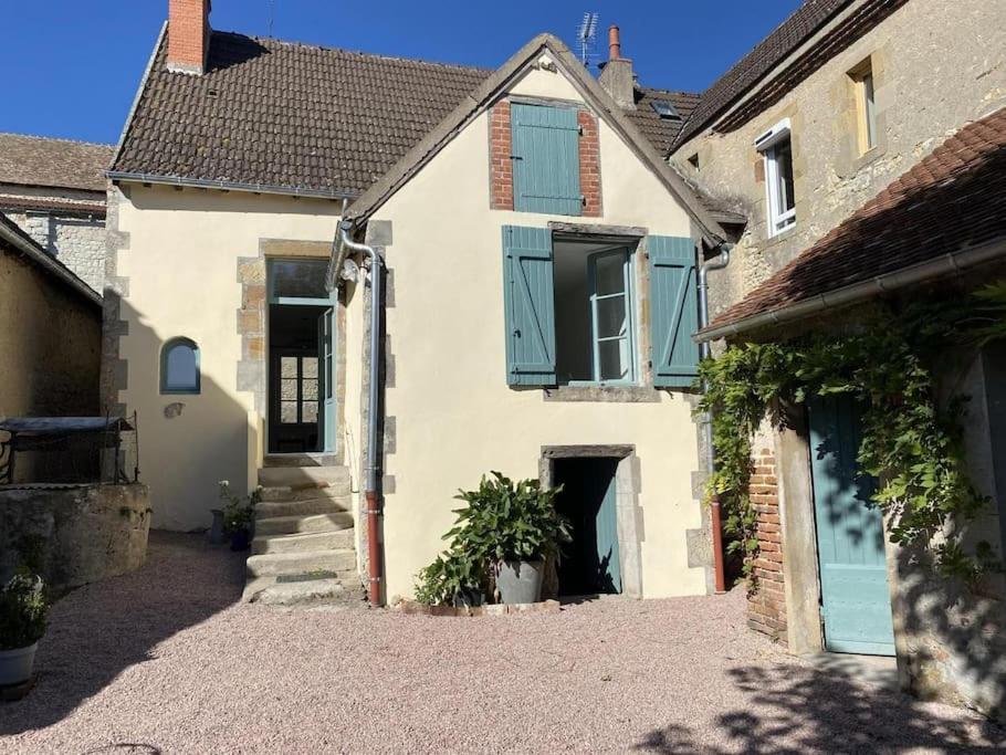 Gite L'Annexe Du Prieure Besson Extérieur photo