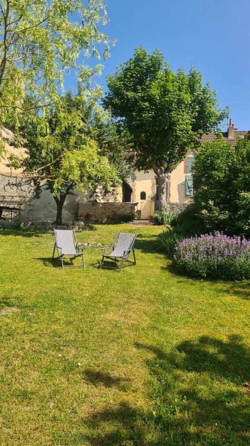 Gite L'Annexe Du Prieure Besson Extérieur photo